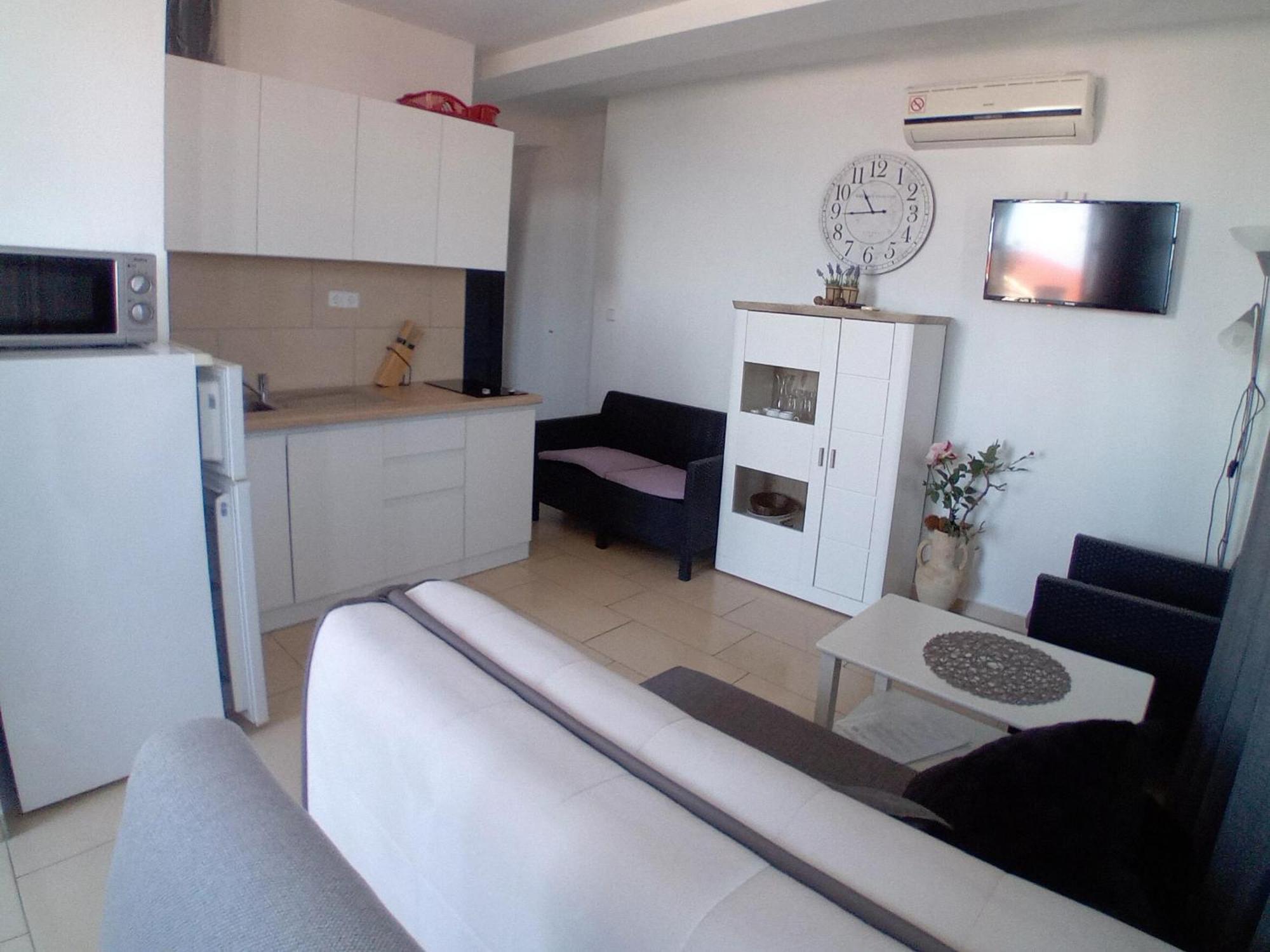 Vivi Studio Apartments Mali Lošinj Стая снимка
